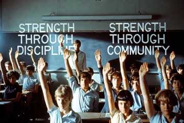 La Troisi&egrave;me Vague (Ron Jones)